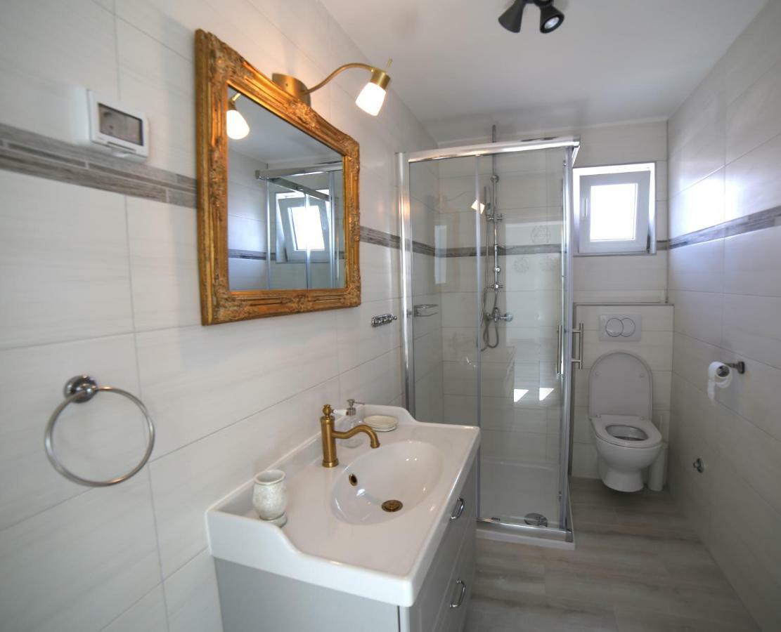 Sweet Suite With Free Private Parking Pula Exteriér fotografie