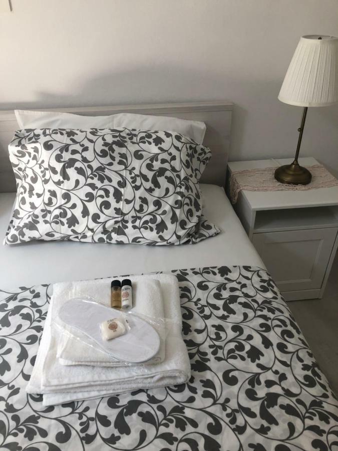 Sweet Suite With Free Private Parking Pula Exteriér fotografie